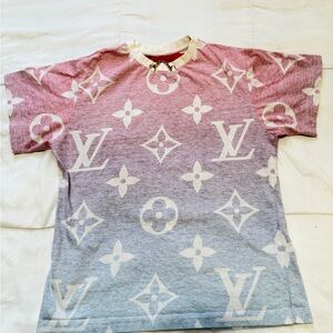 Louis Vuitton Pink and Gray Gradient Tee